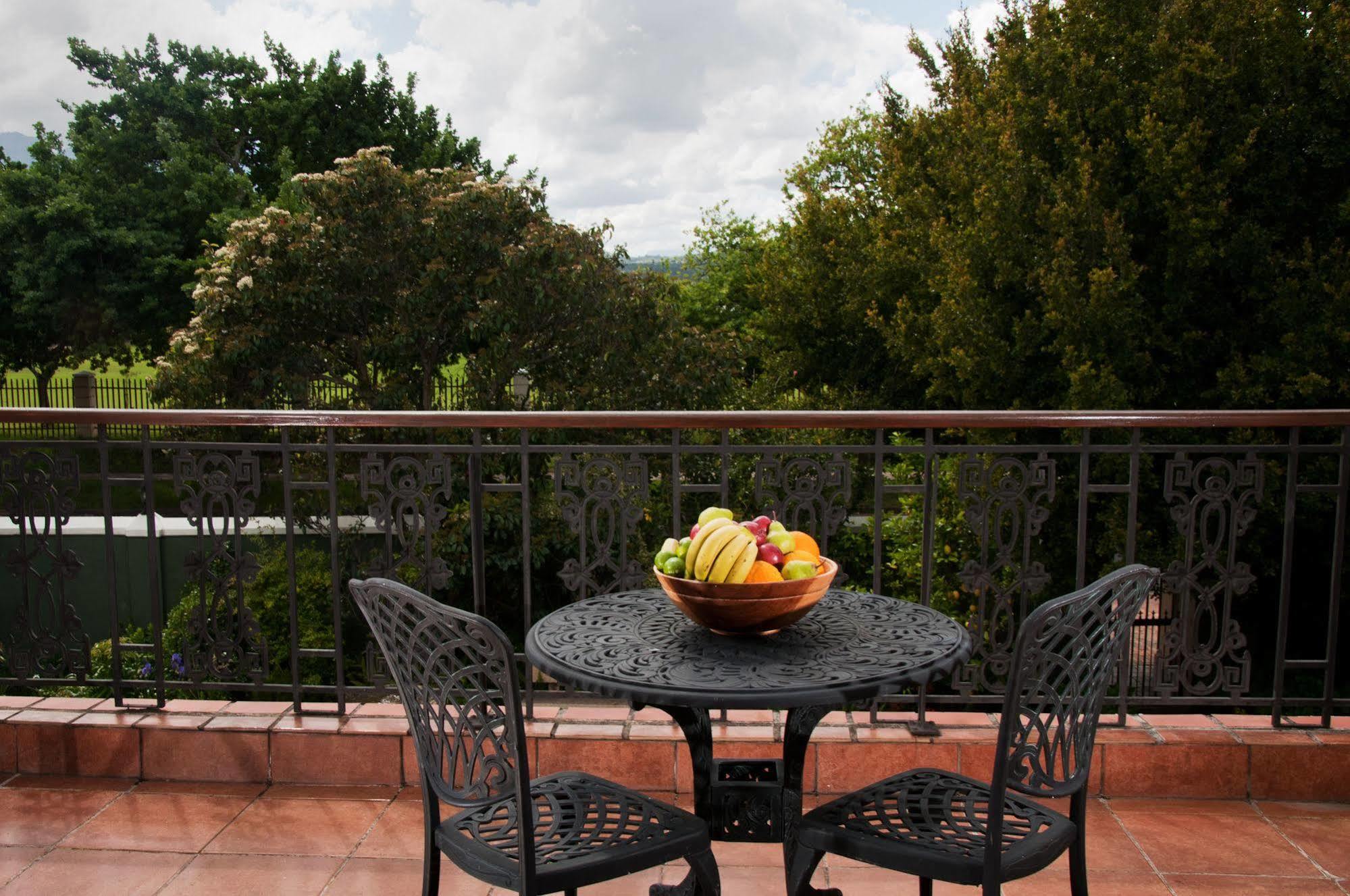 Rusthuiz Guest House Stellenbosch Exterior foto