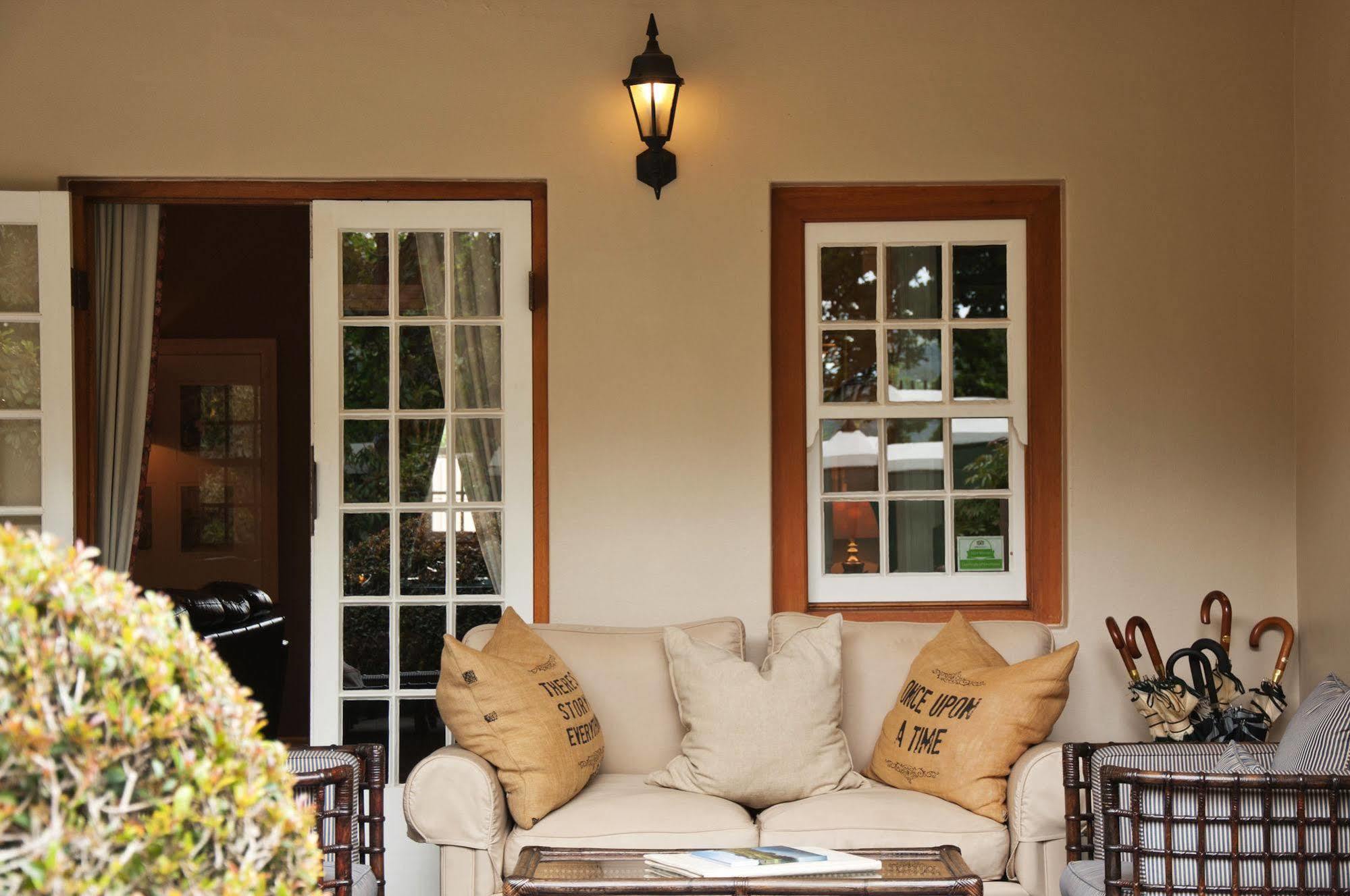 Rusthuiz Guest House Stellenbosch Exterior foto